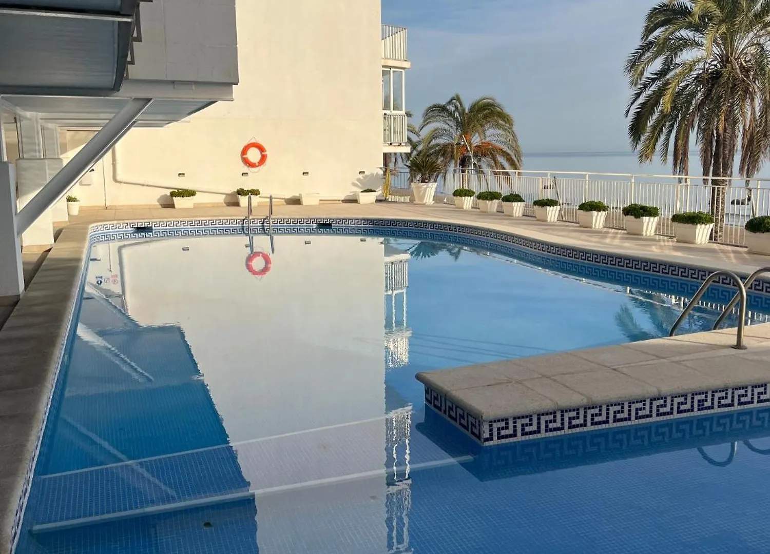 Beachfront 3-Bedroom Apartment Calafell 0*,