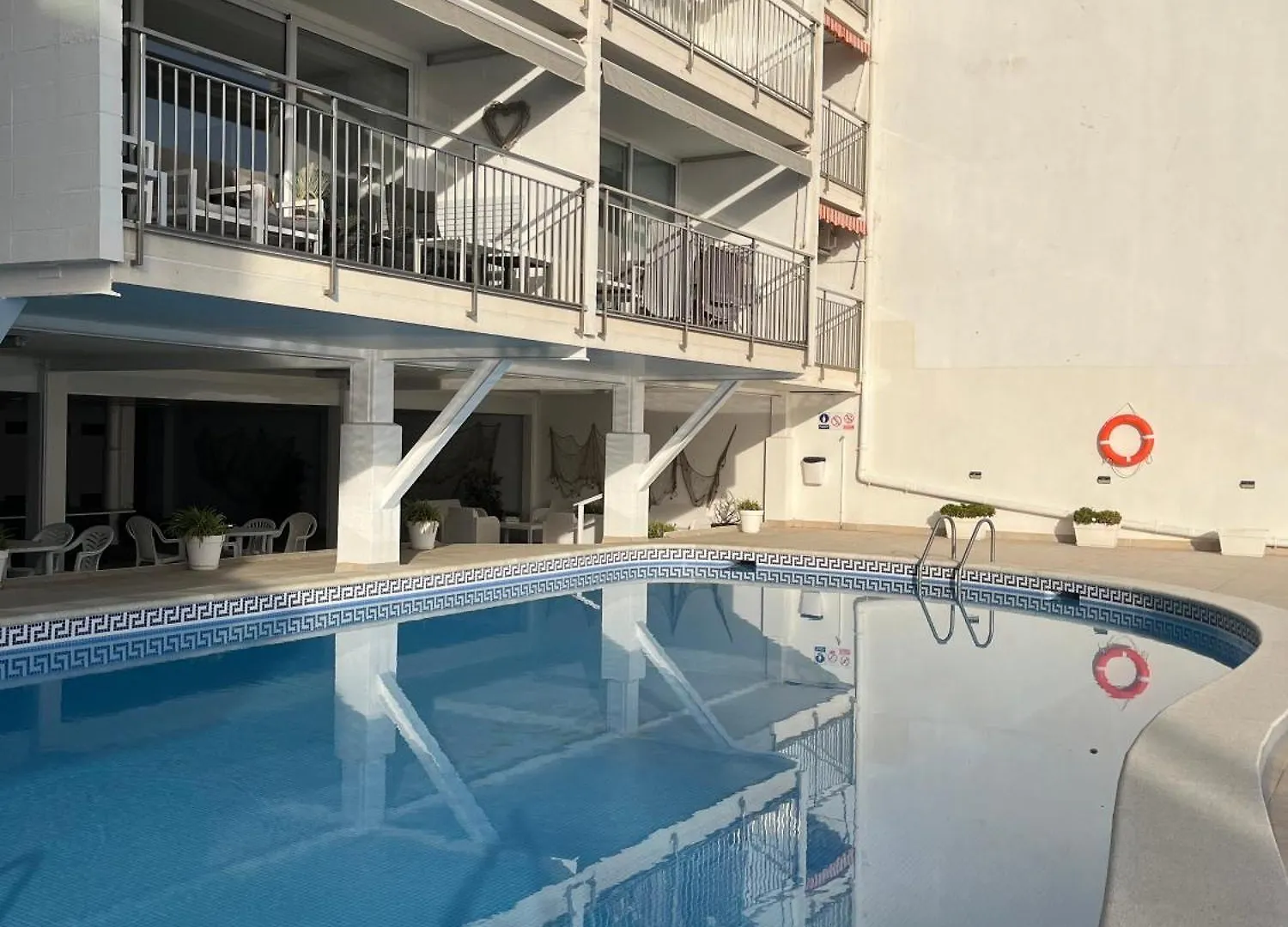 Beachfront 3-Bedroom Apartment Calafell